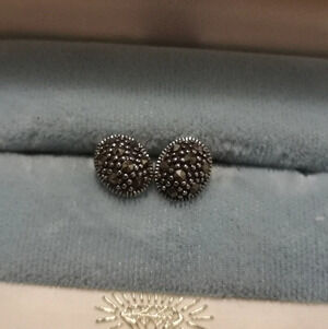 Marcasite 925  studs